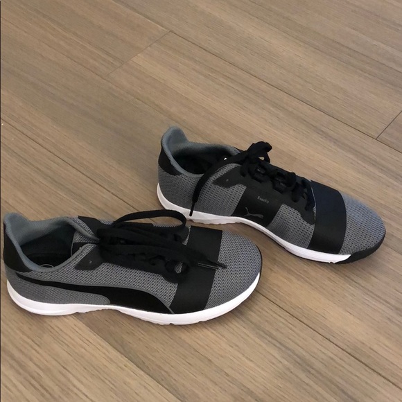 puma memory foam shoes